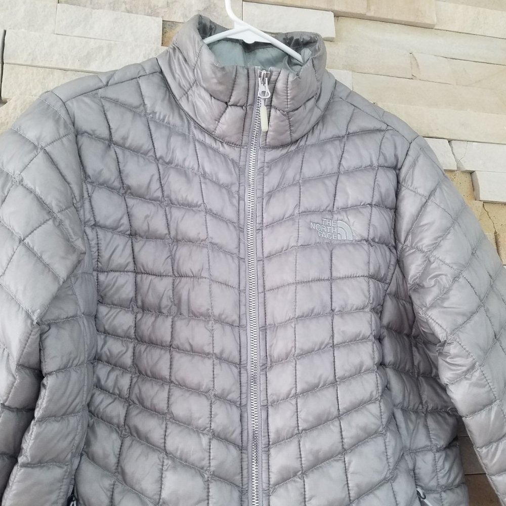 North Face Womens Puffer Jacket Light Coat Medium Nano Micro Puff Lightweight M